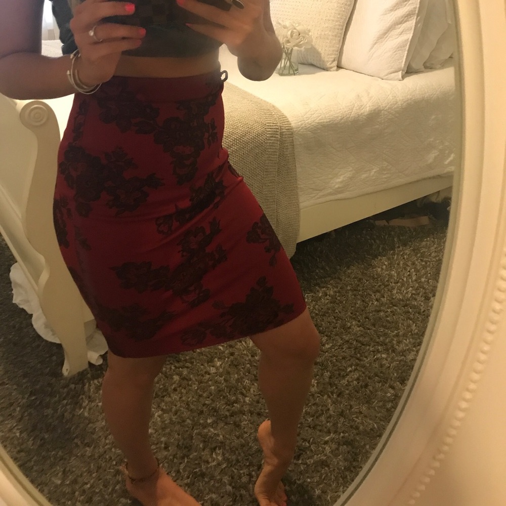 Super cute work skirt!
